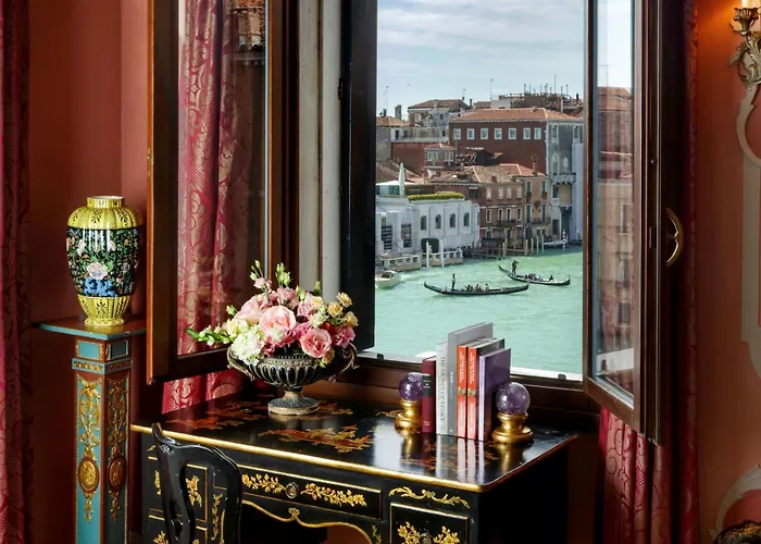 Отель The Gritti Palace, A Luxury Collection Hotel, 5*